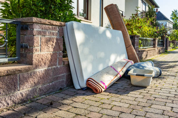 Best Yard Waste Removal  in Woodward, IA